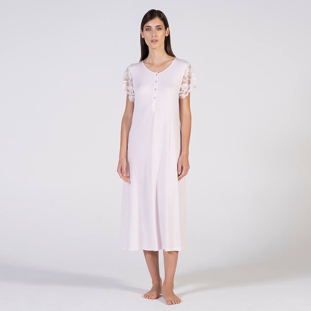 High Quality Made In Italy Nightdress With Lace For Spring Summer 2022 Sleepwear For Woman To Lounge In 