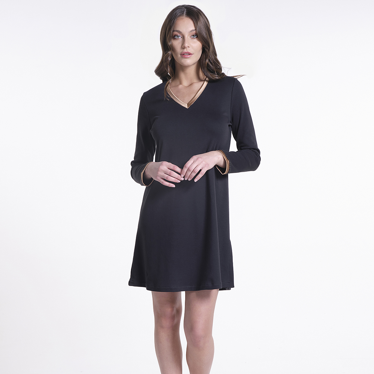 Made In Italy Luxury Cotton Interlock Chemise With Contrasting Stitching And Satin For Fall Winter 2022 Sleepwear For Woman 