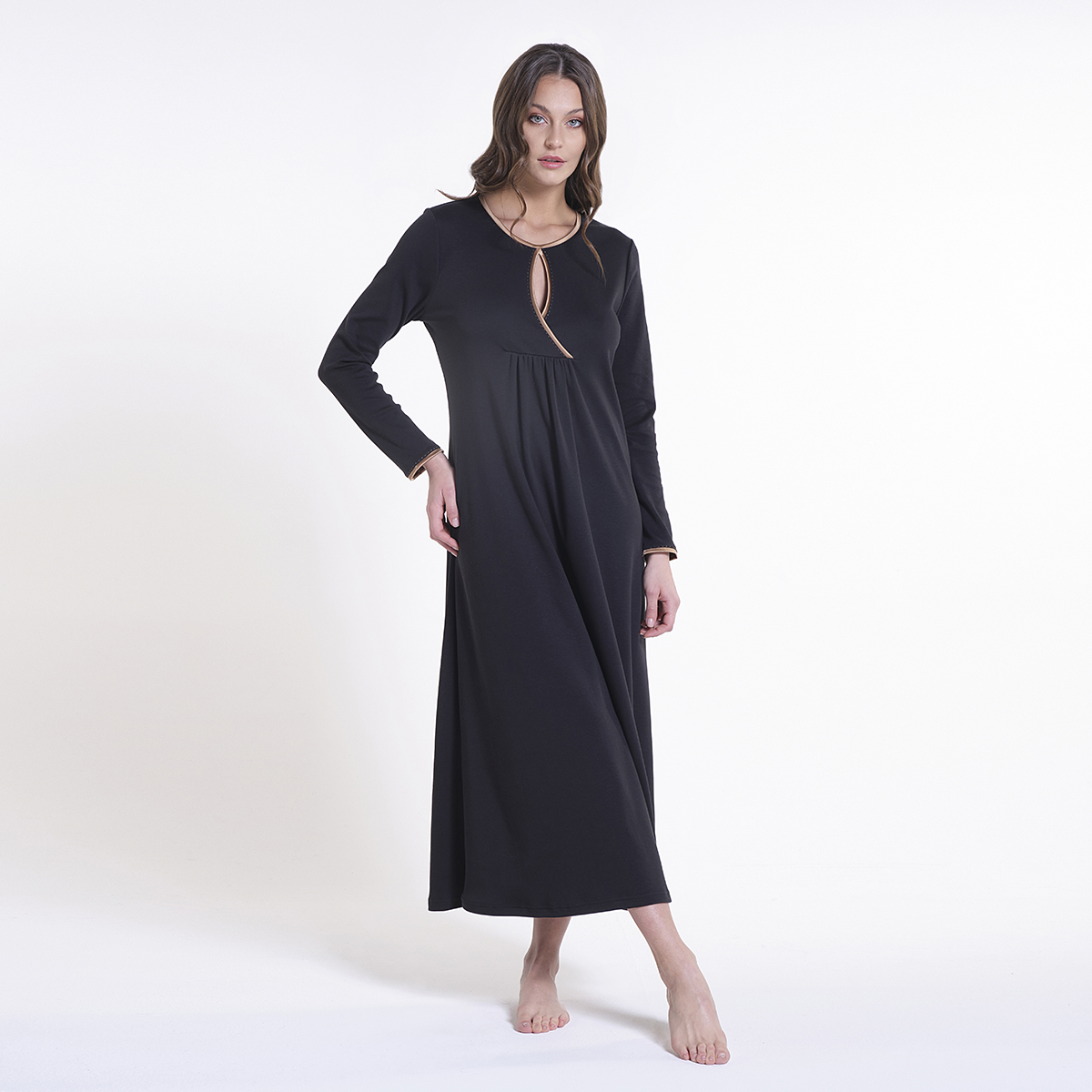 Made In Italy Luxury Cotton Interlock Nightdress With Contrasting Stitching And Satin For Winter Sleepwear For Woman 