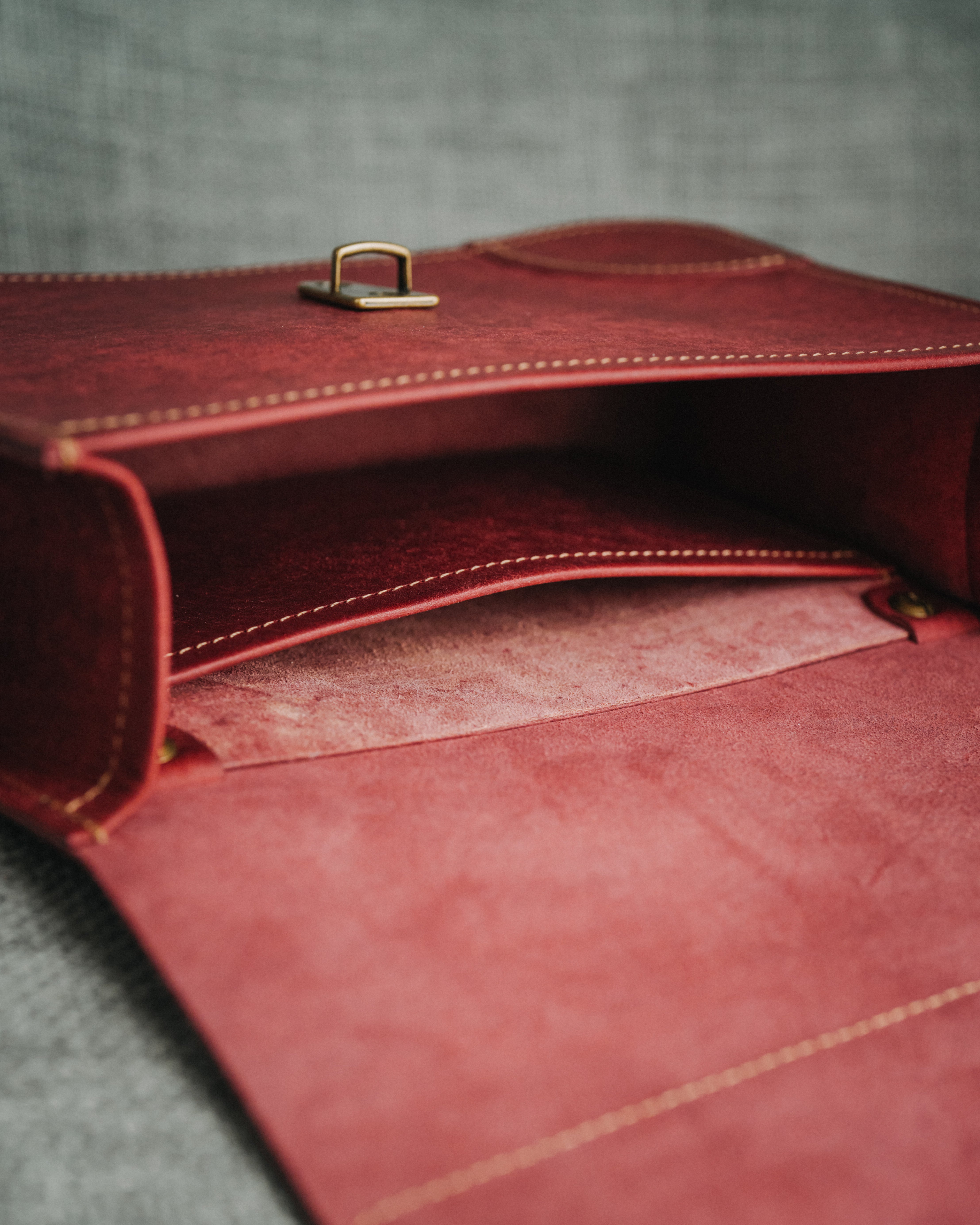 Genuine Leather Women Shoulder Bag High Quality Manufacturing Handmade Leather Women Shoulder Bags