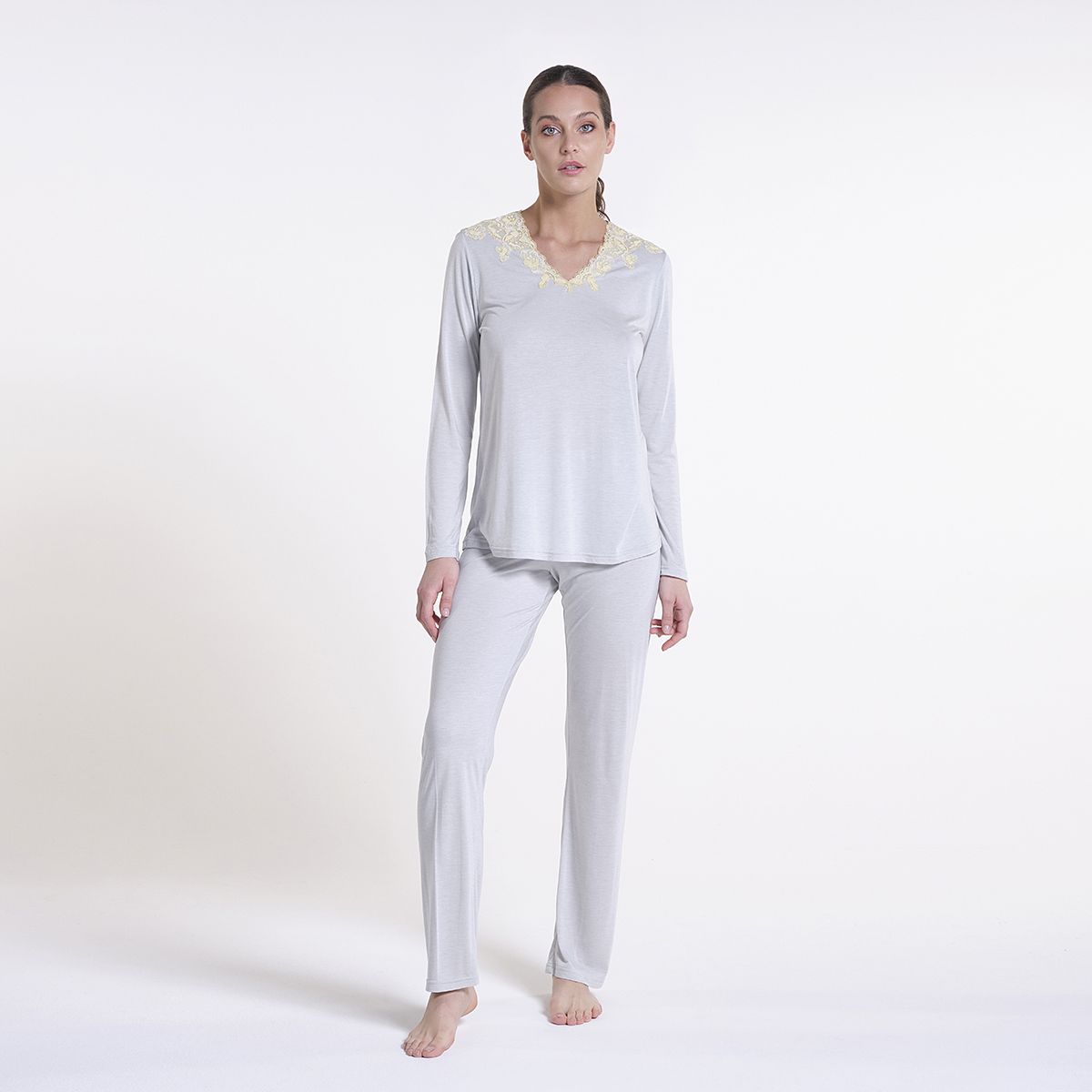 Made In Italy Luxury Modal Pyjamas With Frastaglio And Elastic Lace For Fall Winter 2022 Sleepwear For Woman 