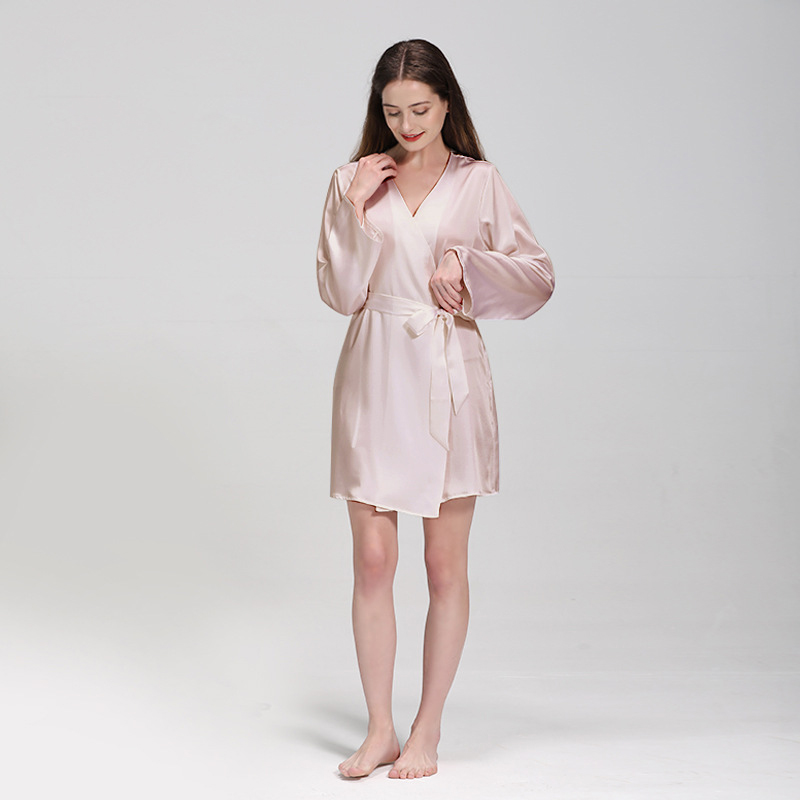 2022 Luxury Women's Pajamas V Collar Noble Sexy Nightgown Lounge Wear Homewear Silk Robe 