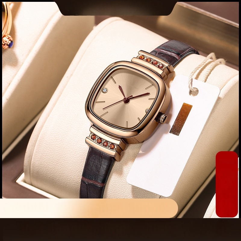 2024 New Luxury Retro Women's Watch Simple Design With Light Belt Quartz Movement Leather Band Fashionable Factory Wholesale