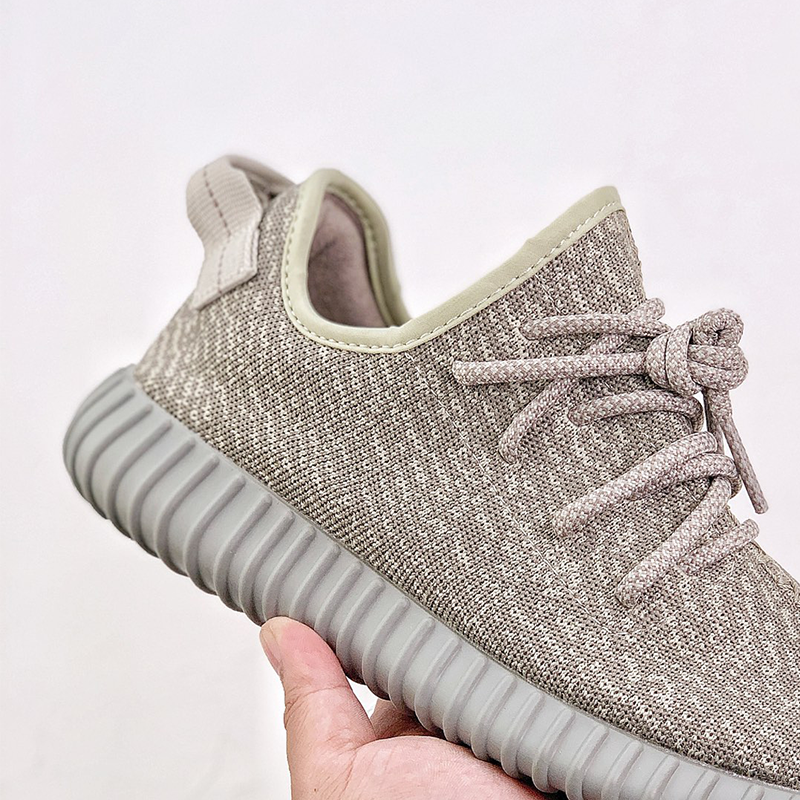 Original Yeezy 350 V1 High Quality Zapatillas Hombre Sneakers Walking Style Shoes Sports Men&#39;s And Womens Casual Yezzy Shoes 