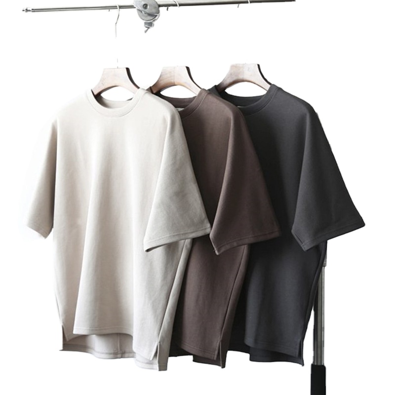 Custom Round Neck Premium Cotton Blank Luxury Oversized Men&#39;s Short Sleeve Plain T-shirt Plus Size Men&#39;s T-shirts 