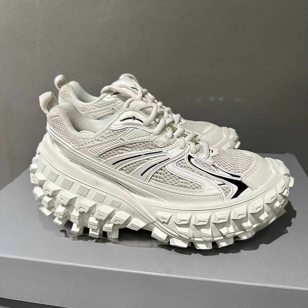 2025 Classic Luxury Brand Tire Sole Sneakers Walking Style Thick Soled Elevating Casual Shoes for Men and Women