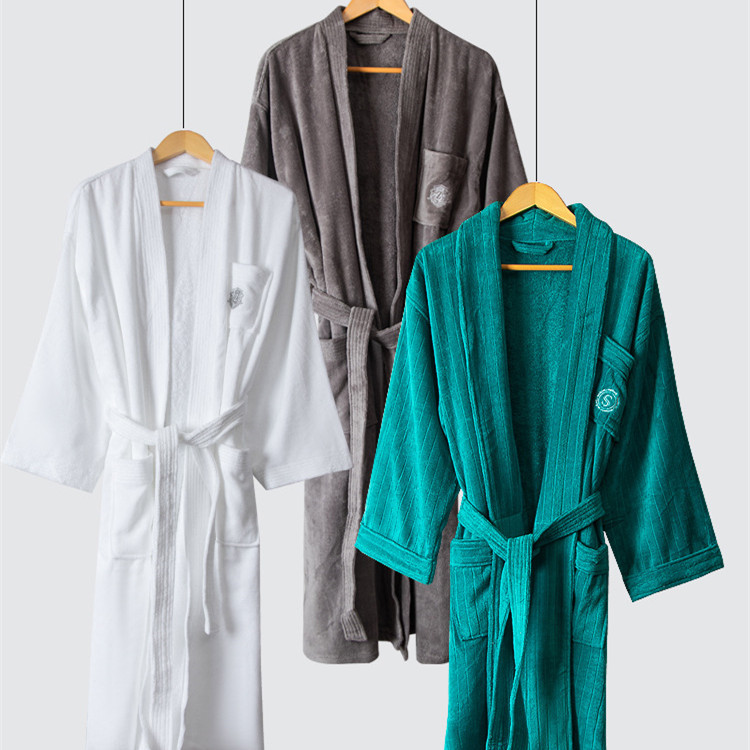 New Design Flannel Winter Cotton Fabric Nightwear Bath Robe Satin With Custom Logo 