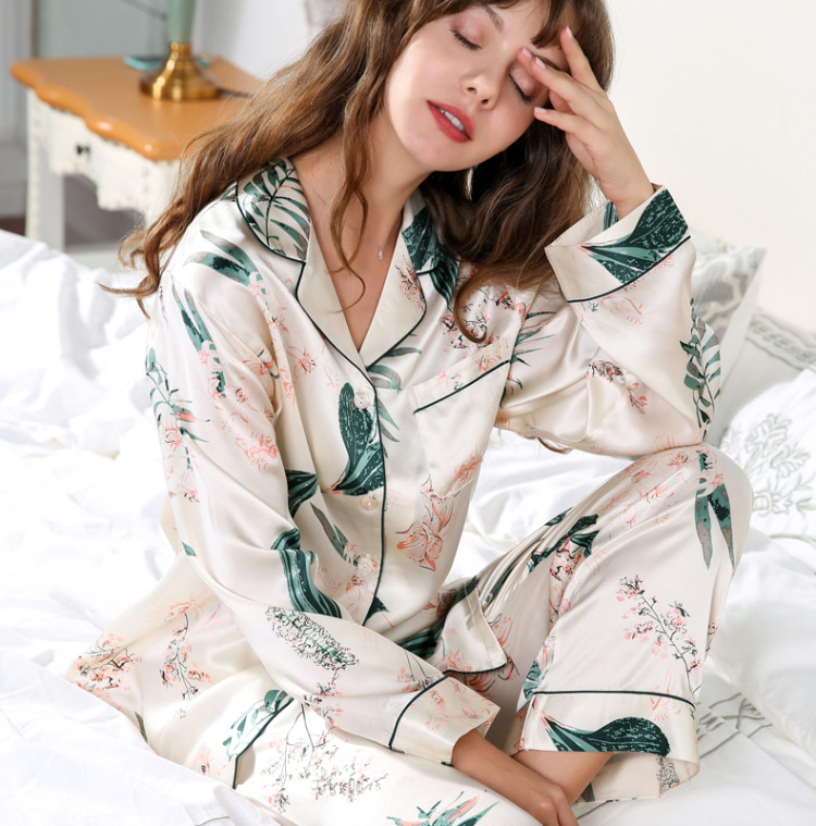 Oem Odm Customized 100% Women&#39;s Sleepwear Mulberry Silk Sets Hot Sale Printed 2pcs Sleepwear Silk Women 