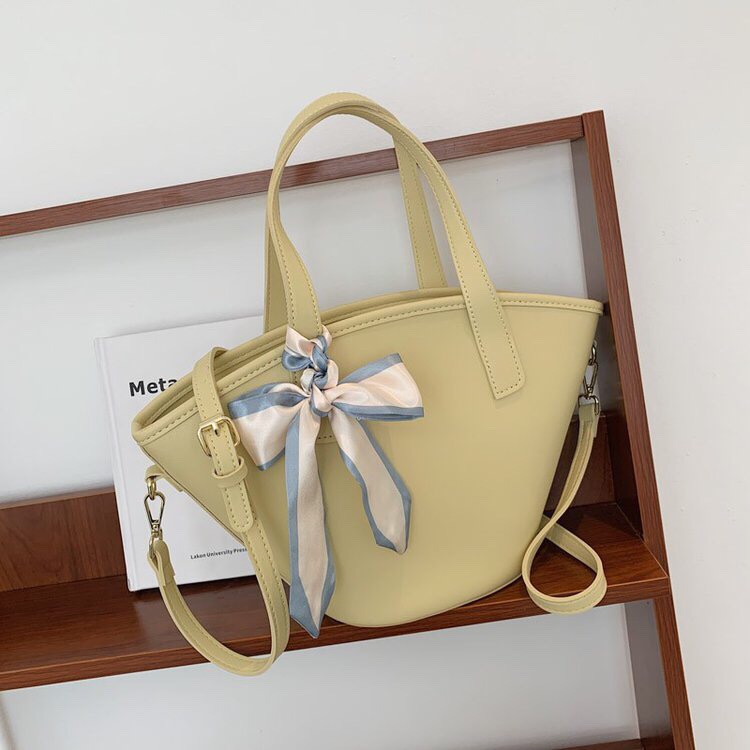Oem Custom Handbag Logo Private Label Luxury Pu Leather Ladies Fashion Unique Shaped Purses And Handbags Women Shoulder Bags 