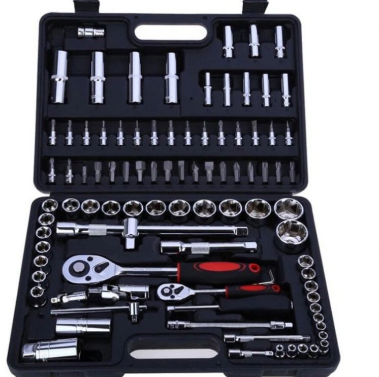 Foreign Trade Hot Selling Hardware Tool Box 94-piece Sleeve Combination Set Auto Repair Tool Manual Ratchet Wrench Set 