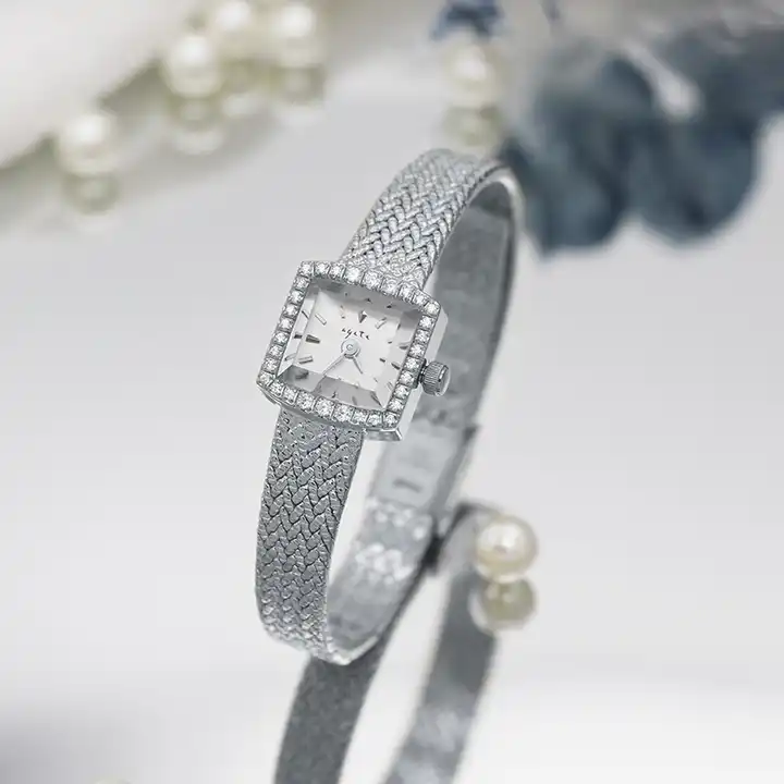 New Ladies Casual Fashion 24k Gold Plated 2024 Design Women Watch Exquisite Retro Small Dial Advanced Small Waterproof Watch