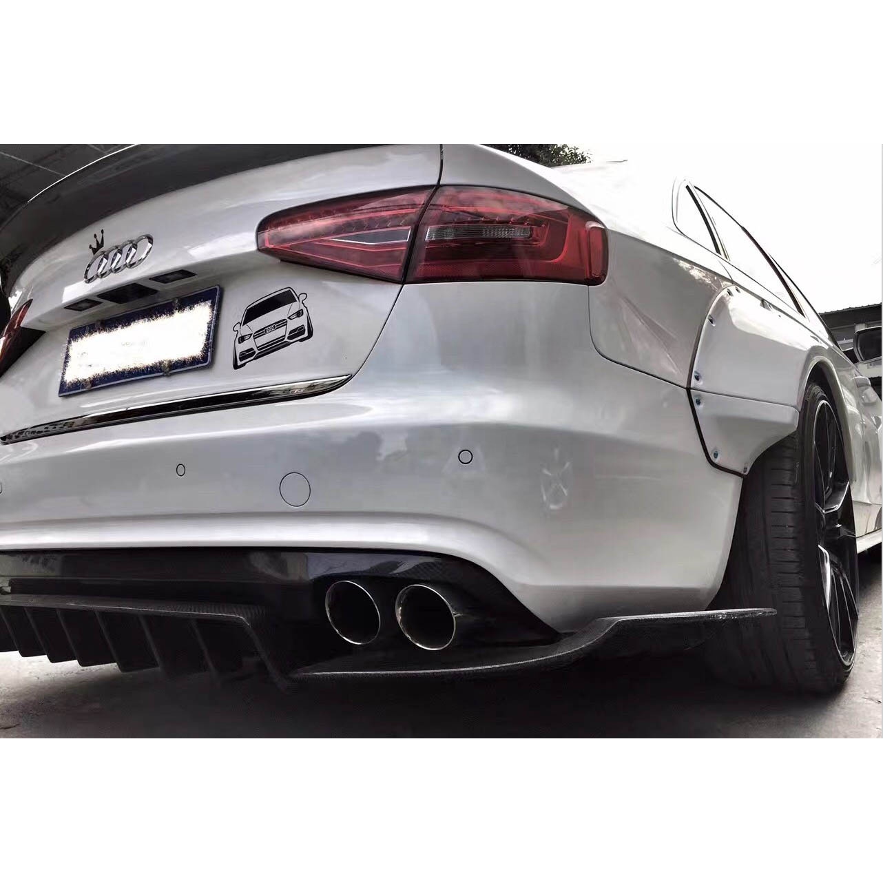Carbon Rear Bumper Diffuser For Audi A4 B8 