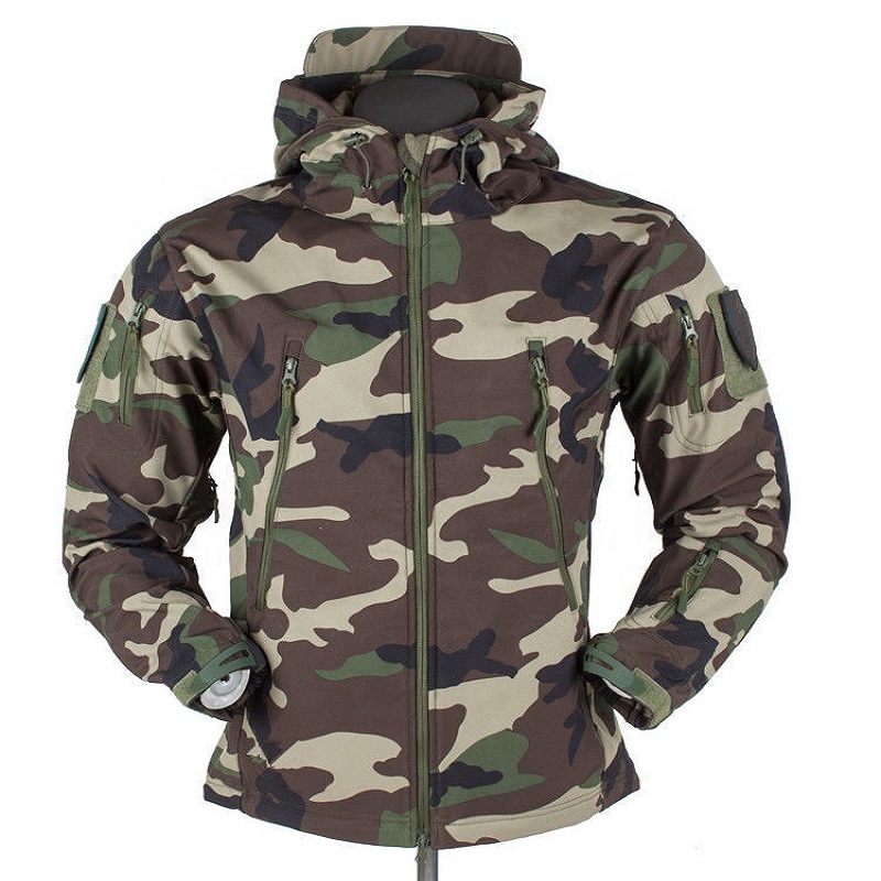 Oem Service Camouflage Outdoor Men&#39;s Jacket Comfortable Keep Warm Softshell High Quality Waterproof Camo Jacket For Men 