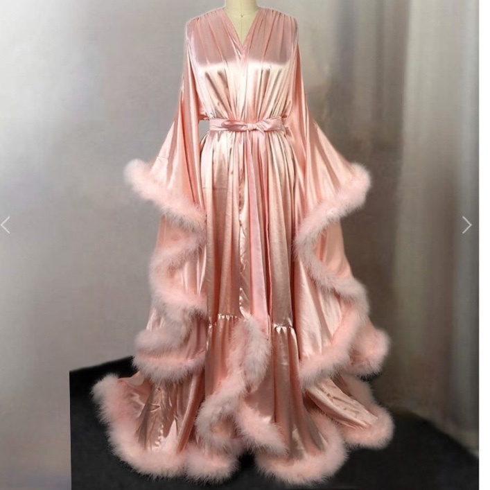 Silk Wedding Bathrobe Women's Feather Bath Grown With Button Long Sleeve Wedding Nightgown Party Sleepwear Customize Bridal Robe 