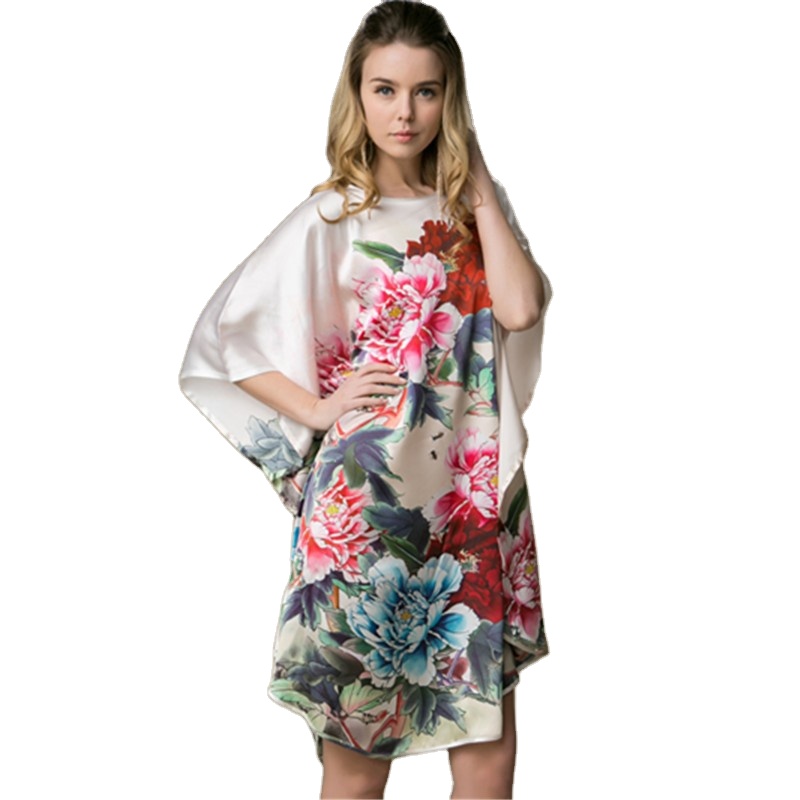 New Custom Ladies Lounge Wear Pajamas Women&#39;s Sleepwear Summer Short Sleeves Dress Pajamas Silk Sleepwear 