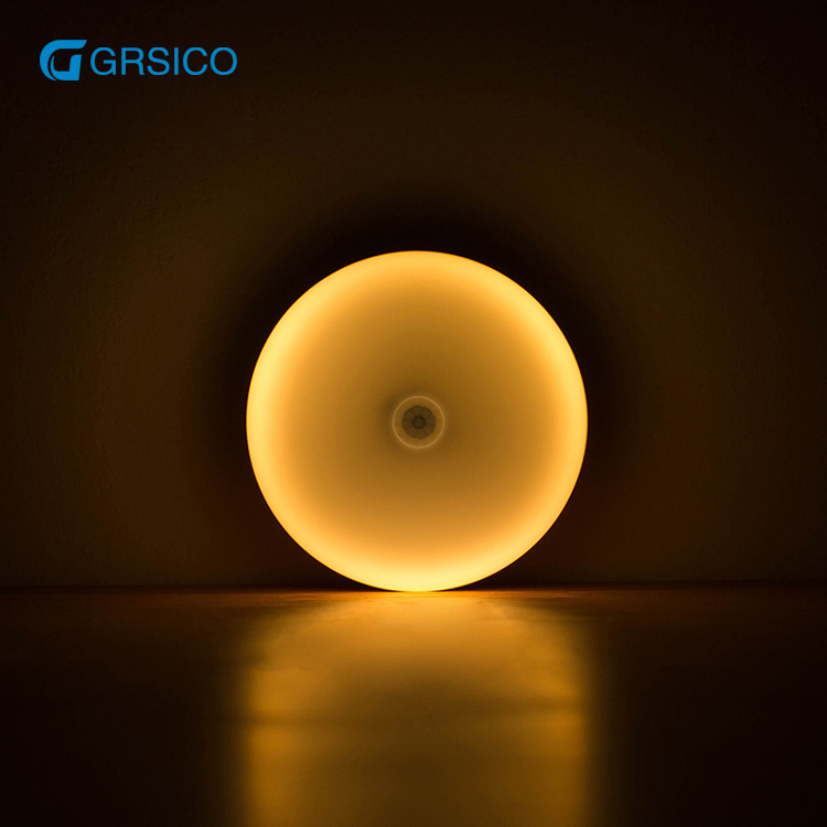 Home Smart Appliance Infrared Mobile Sensing Energy Saving Night Light Working Only In Dark Or Dim Light Environment 