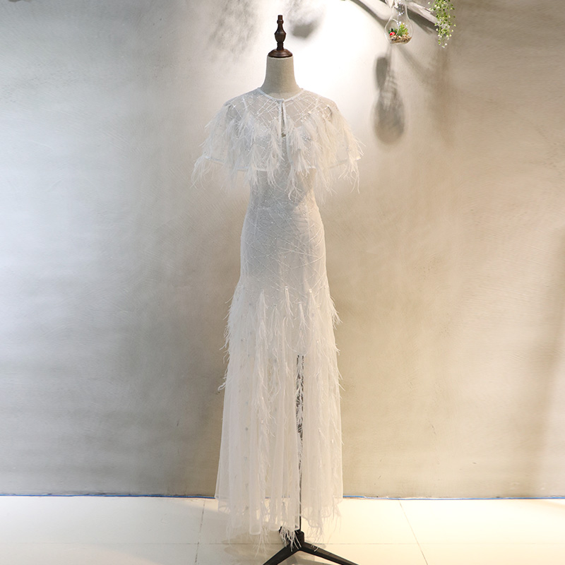 2019 New Fashion Stylish Women Fairy Dress White Ostrich Feather Long Evening Prom Dress With Ostrich Feather Cape 