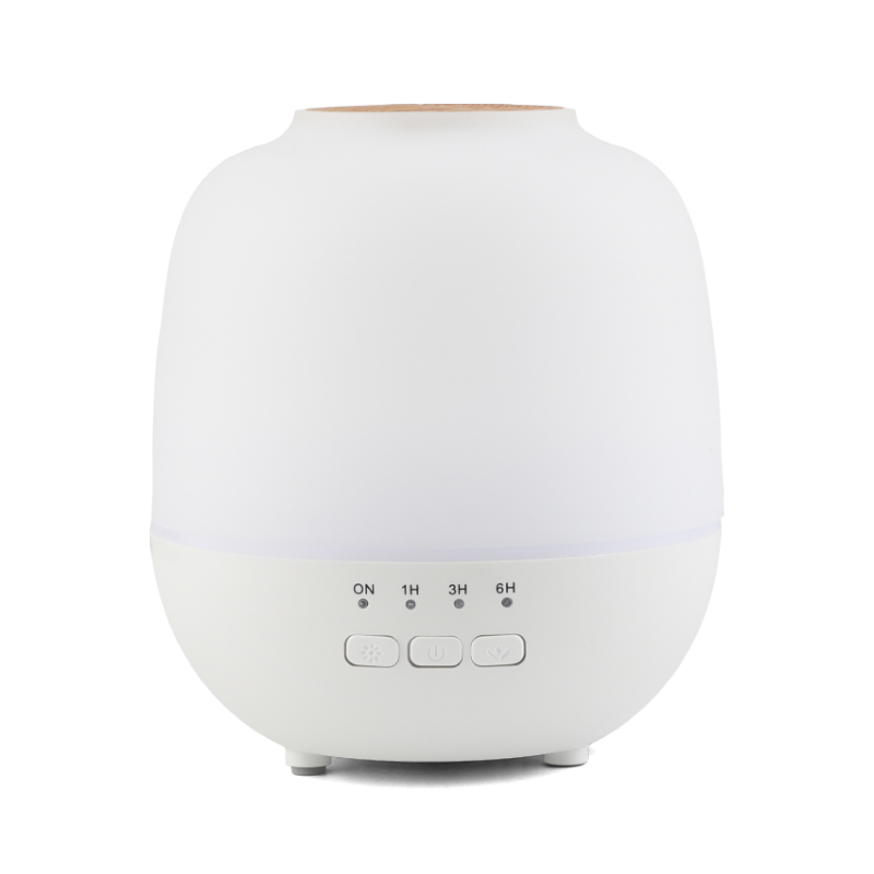 2022 New Mini Portable Mist Diffuser Humidifier With Wood Grain Color Led Light 120ml Mini Humidifier 