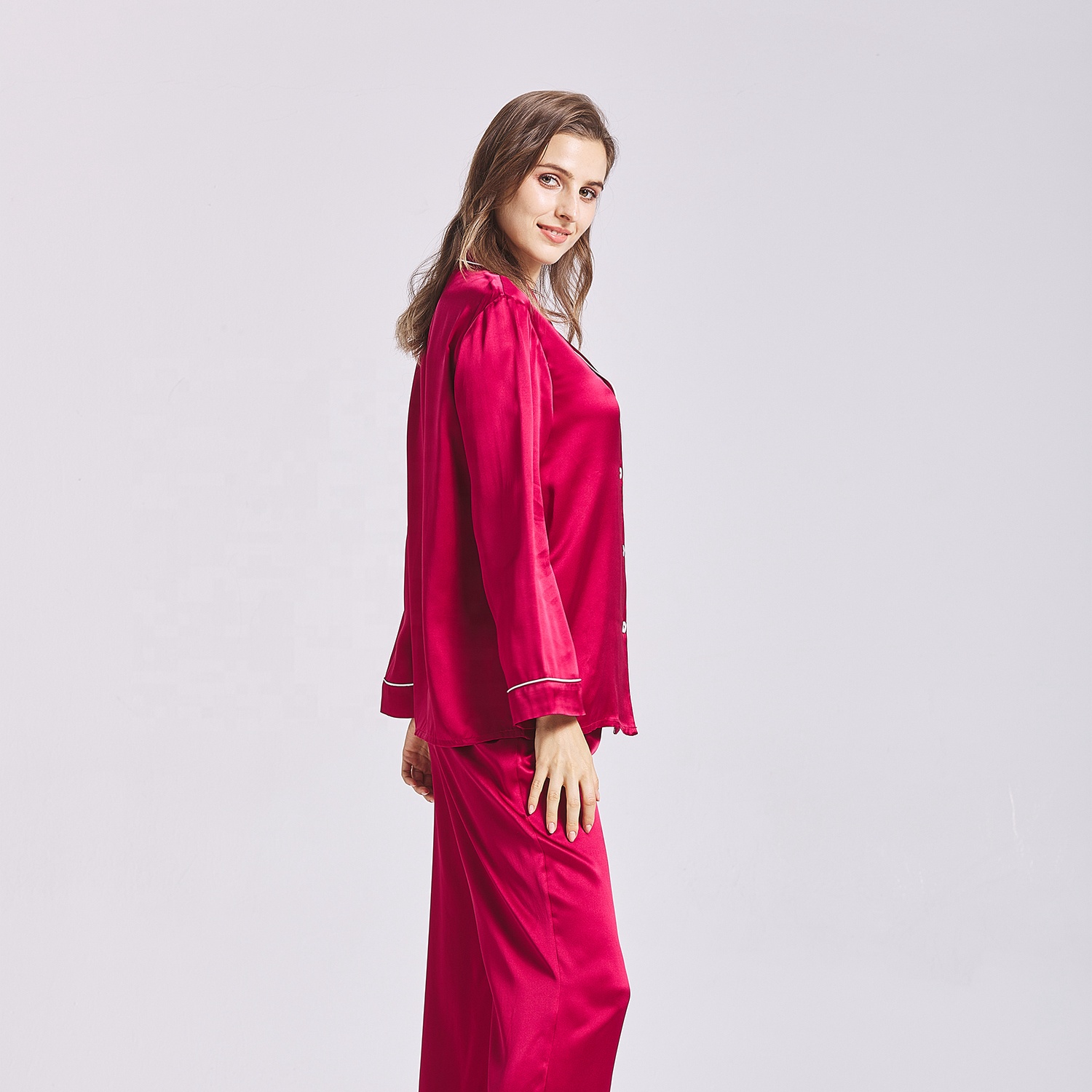 Oem&amp;odm Custom Size Logo Rose Red Silk Pajama Set Organic Silk Pyjamas Women Long Sleeves V-neck Silk Sleepwear 