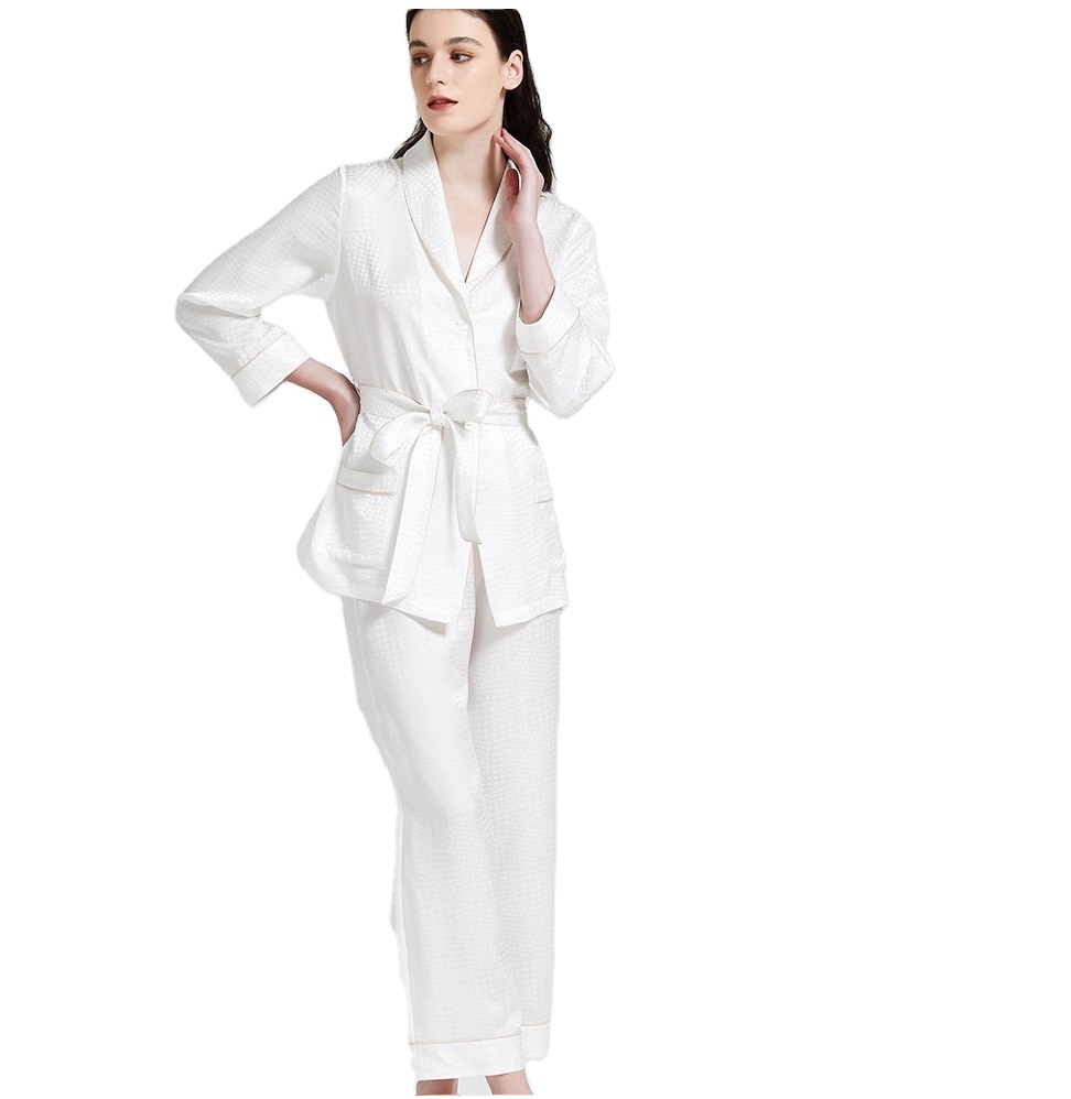 2022 Oem/odm 100% Mulberry Pure Silk Pajamas European And American Style Silk Pajamas Suit Women's Home Clothes 