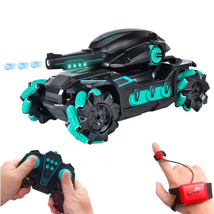 Tank Fight Gel Water Bullet Launch 2.4g Remote Control Car Truck 360 Degree Spin Rc Car Toys For Kids 