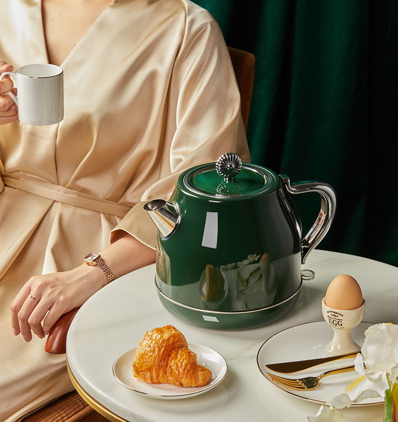 Fashionable Light Luxury Popular Retro Style Stainless Steel Kettle Household Hot Kettles for Hotel