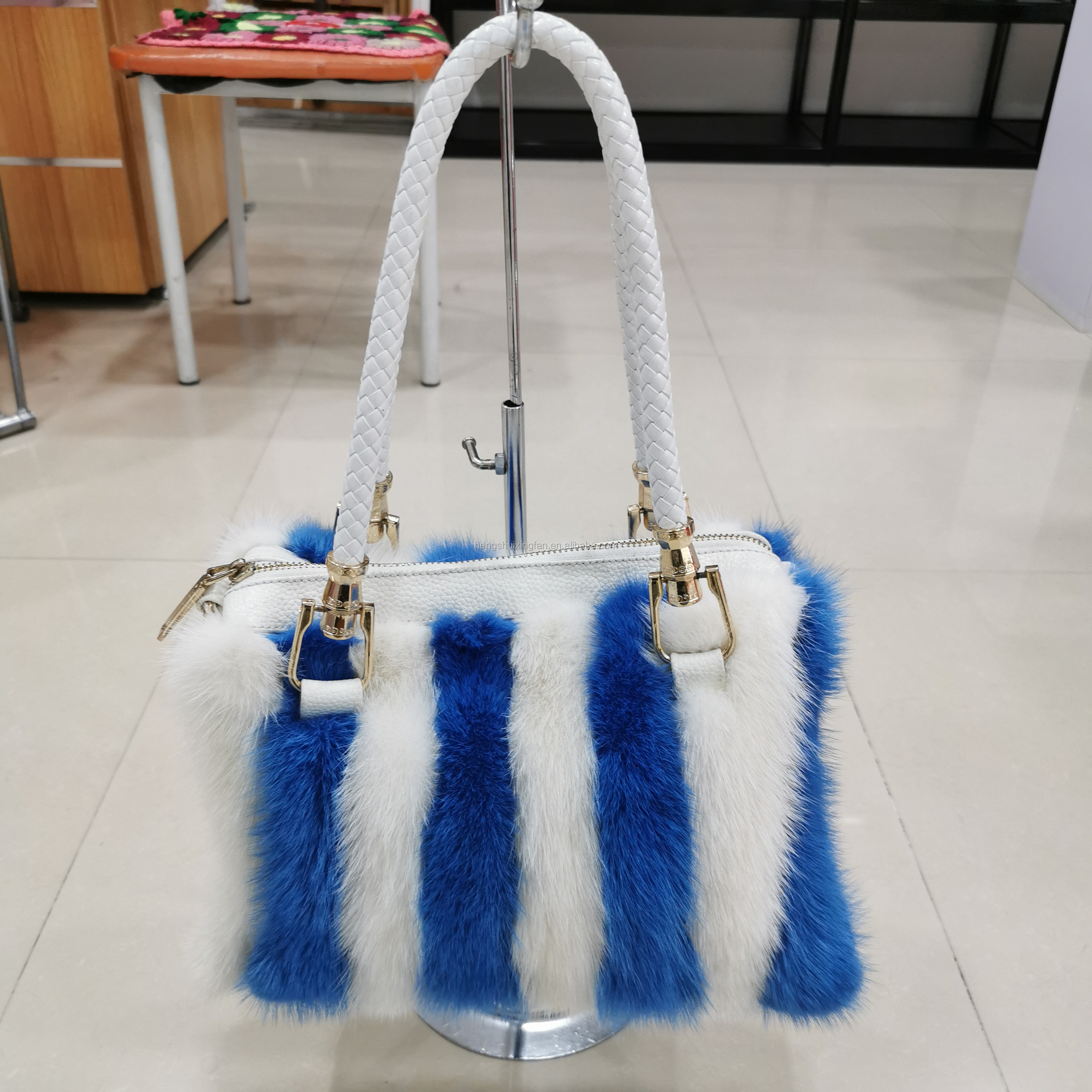 New Luxury Water Mink Lady Handbag Bag Winter Fashion Fur Messenger Bag 