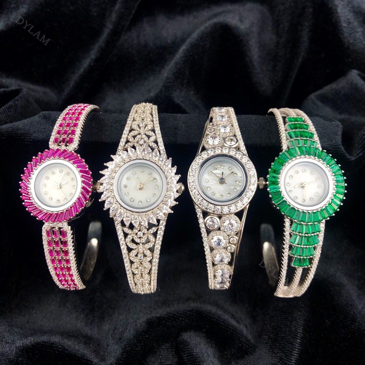 Dylam 2022 Vintage Women Ladies 4a Zircon Unique Wholesale Bling Minimalist Wrist Diamond Iced Out Custom Luxury Quartz Watches 