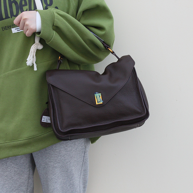 2022 Small Saddle Messenger Pursuit Old Effect Pu Genuine Leather Custom Logo Womens Handbag 