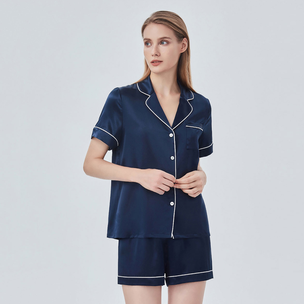 2022 Wholesaleplus Size Women&#39;s Sleepwear Gown Nighty Breathable Sleep Wear Pure Silk Pajamas Women&#39;s Sleepwear 