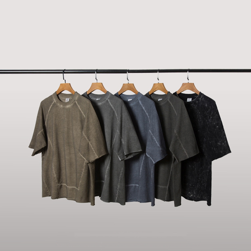 Men T-shirt High Street Hip Hop Teenager Student Tee Loose Comfortable Performance Dance Clothes Over Size Washed Damage Shirt 