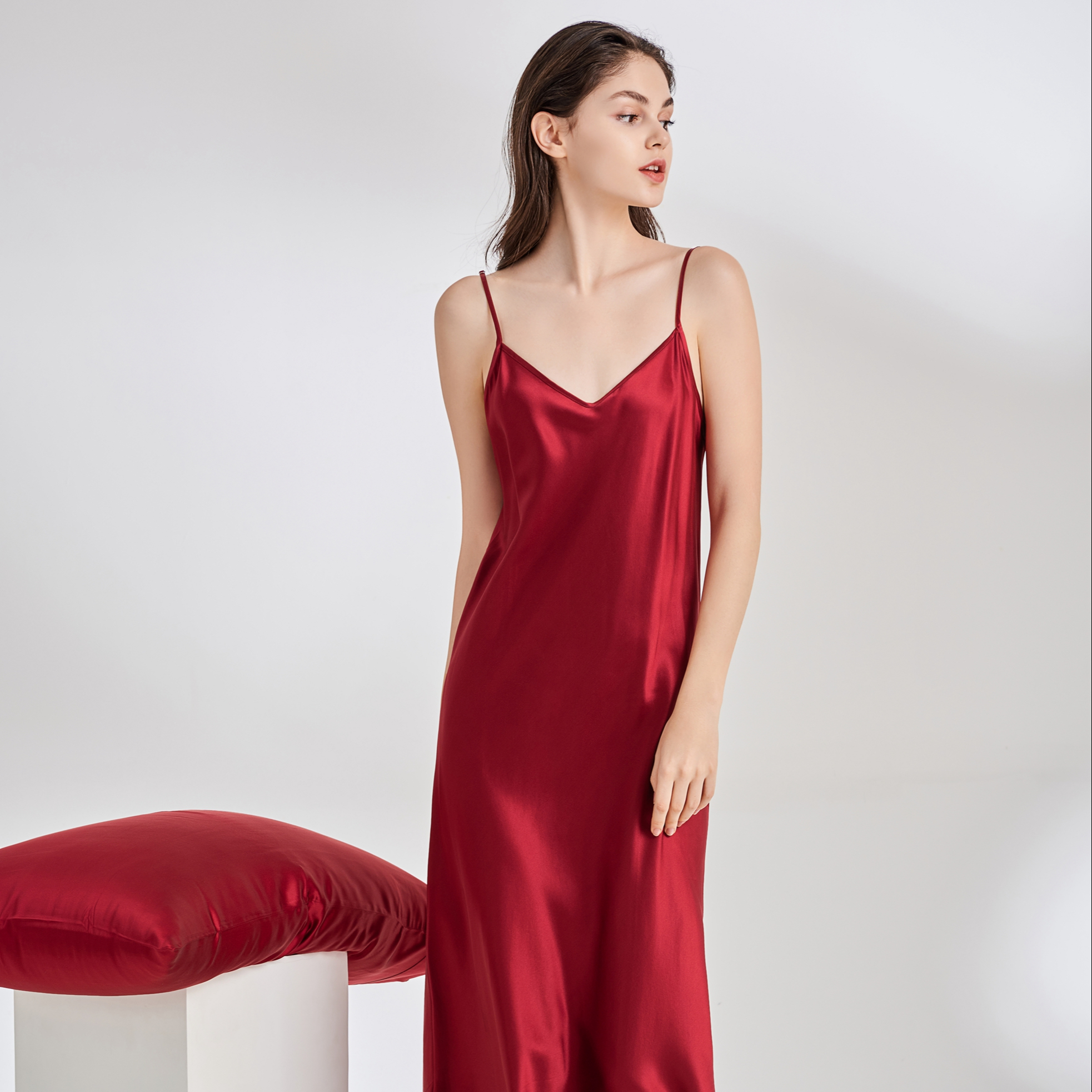 Hot Sale 22mm 100% Mulberry Silk Slip Dress Women&#39;s Sleepwear Lounge Wear Nightdress 