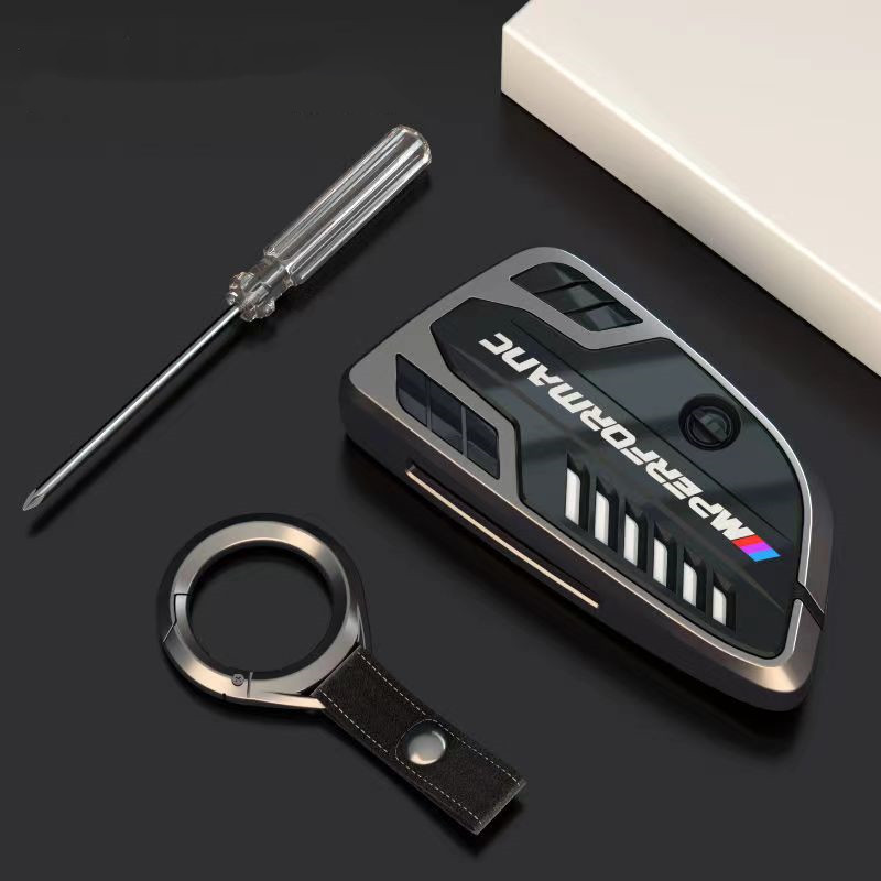 2022 High-quality Metal Carbon Fiber Dust-proof Water-proof Blade Design For Bmw Car Key Case 