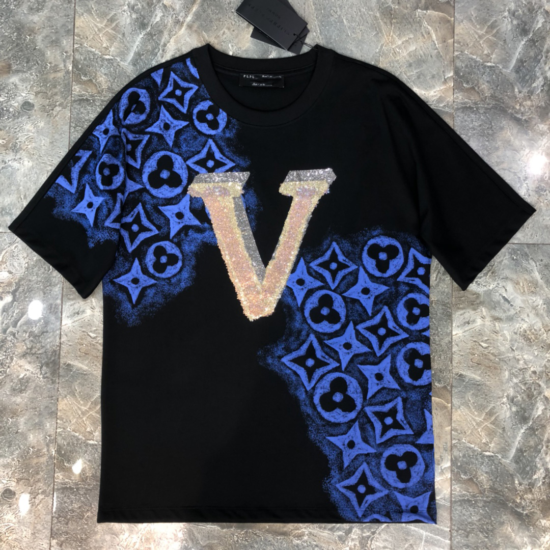 High End Mens Oversized Tshirt Branded Tshirt Printer Tee Shirt Rhinestone Shirt V Letter Graphic T Shirts