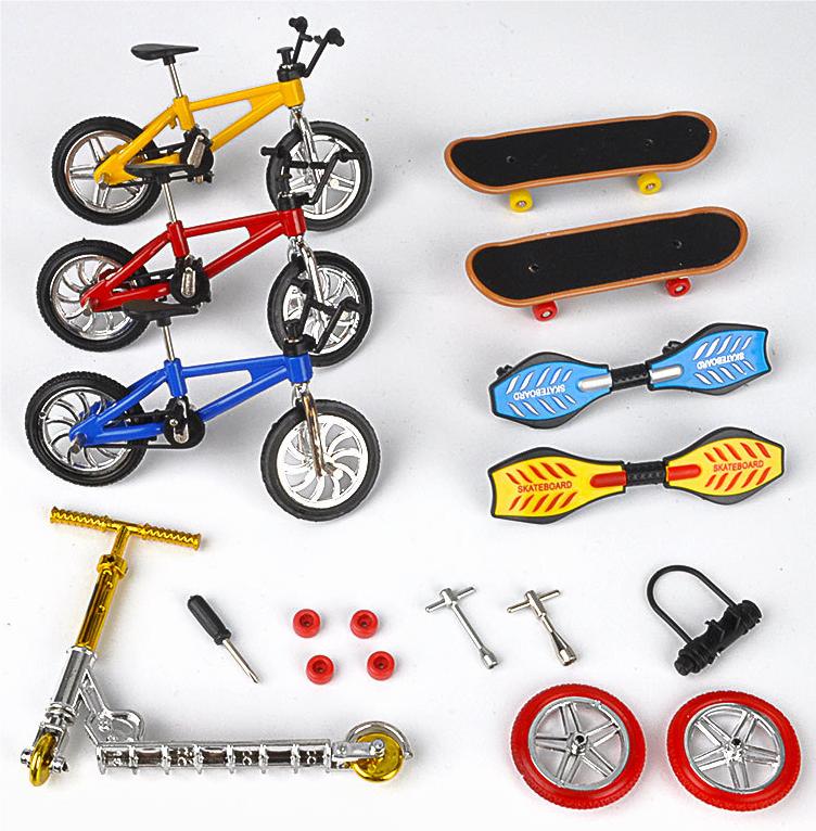 Ready To Ship Fingerboard Finger Skateboard Park Fingerboard Rails Set Mini Skateboard Toy With Six Fingerboard 