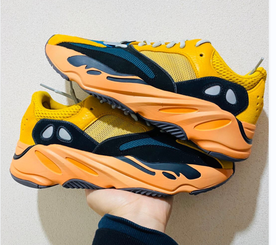 Hot Selling Good Quality Explosion Sport Shoes Yeezy 700 V1 Men Running For Boys 