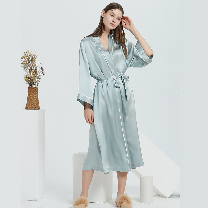 Beta Custom Silk Pajamas Long Gowns Women's Plain Blue 100% Silk Nightdress Satin Nightgown Custom Pajama Women's Sleepwear 