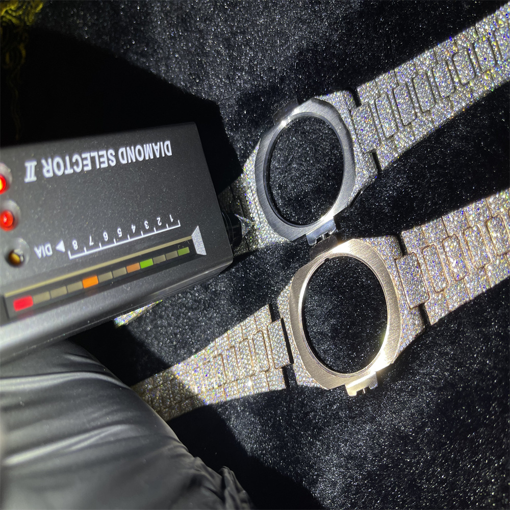 Luxury Customize Iced Out Vvs Moissanite Diamond Hip Hop Mechanical Watch For Men And Women