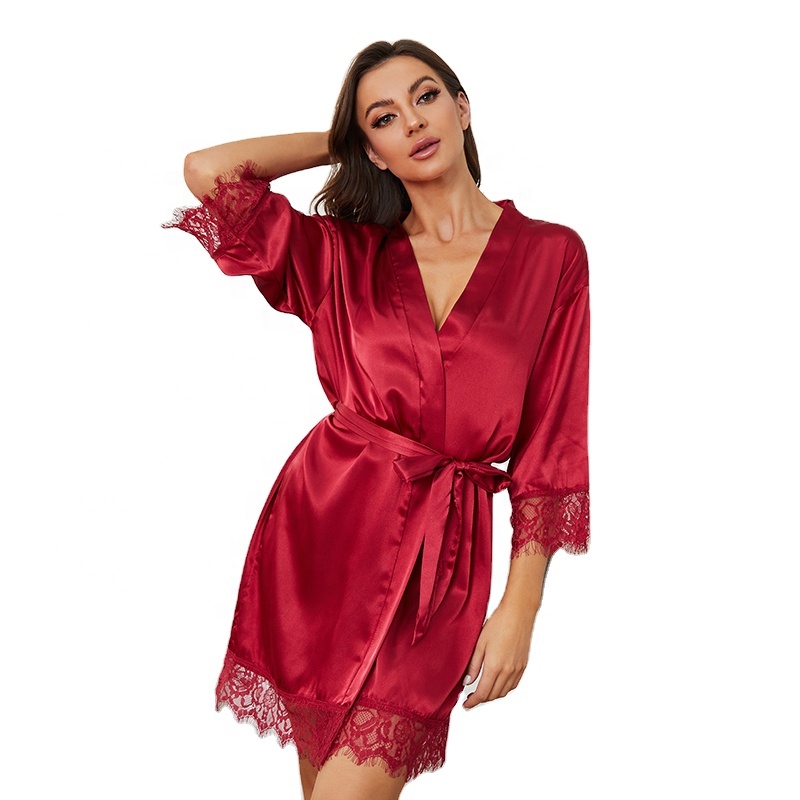 Factory Hot Sale Personalized Bride Party Bathrobe Women Custom Wedding Date Honeymoon Bride Kimono Bridesmaid Satin Sexy Robes 