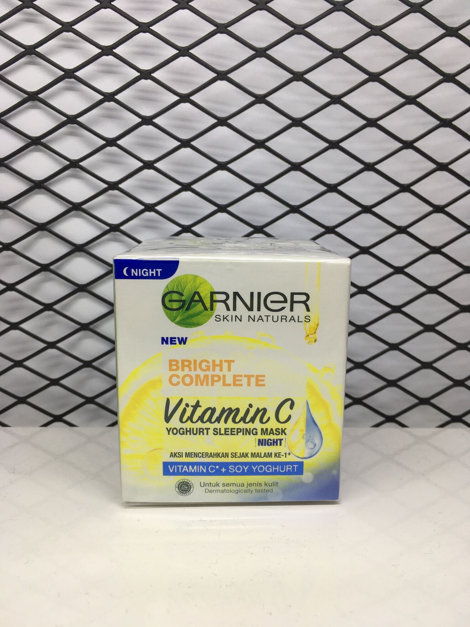 Garnier Bright Complete Yogurt Sleeping Mask 50ml