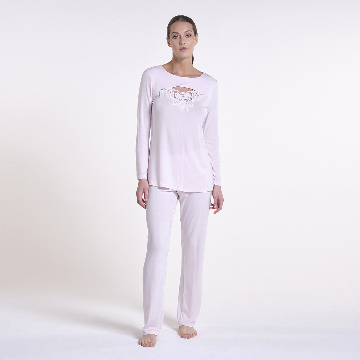 High Quality Made In Italy Micromodal Pyjamas With Macrame Lace For Fall Winter 2022 Sleepwear For Woman 